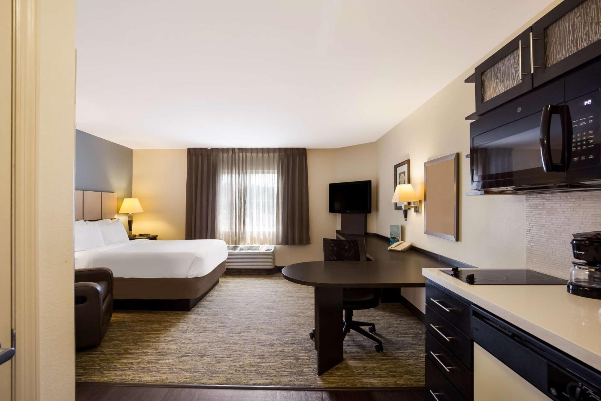 Sonesta Simply Suites St Louis Earth City Exterior foto